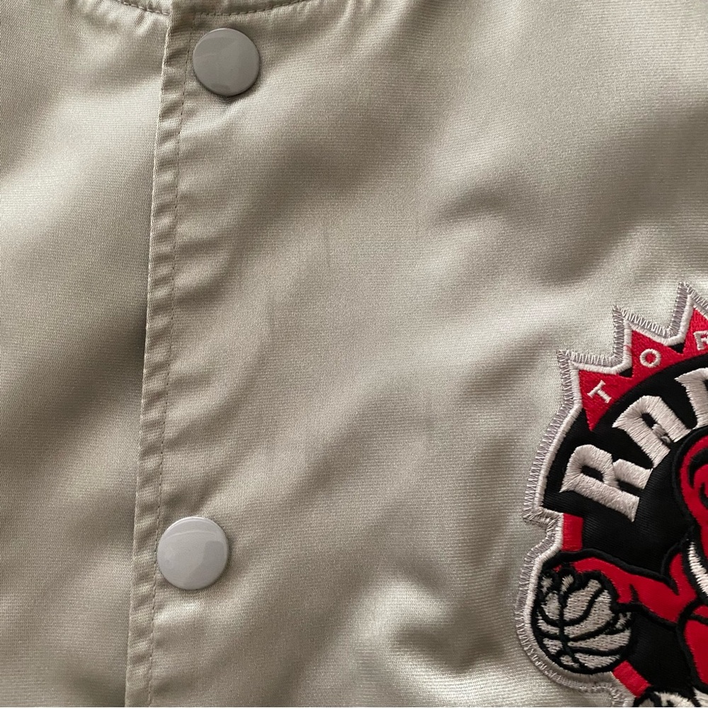 Vintage 1990s Toronto Raptors Starter Jacket - Picture 7 of 13